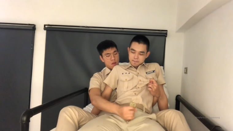 Xunhao Series-ผู้อาวุโสกำลังทำงานของพวกเขาบนที่นอนบนและล่าง-Wanke Video